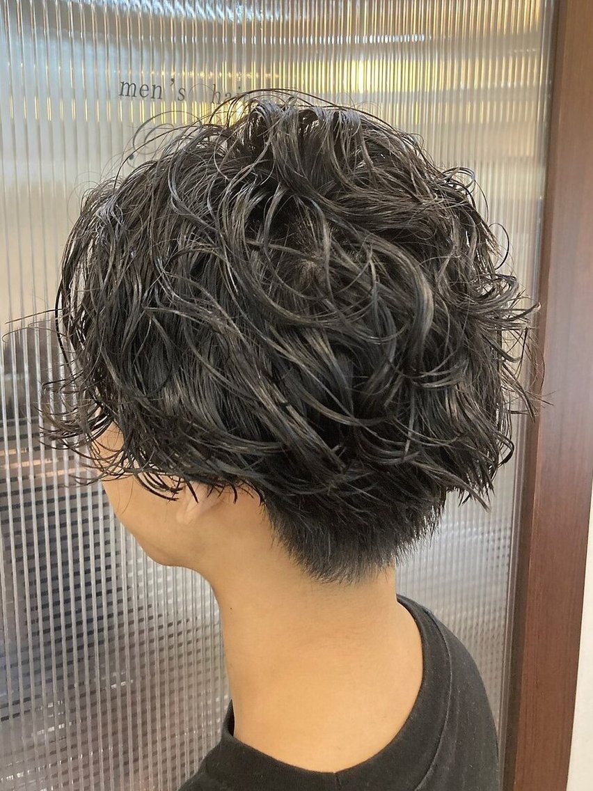 メンズパーマのスタイル
