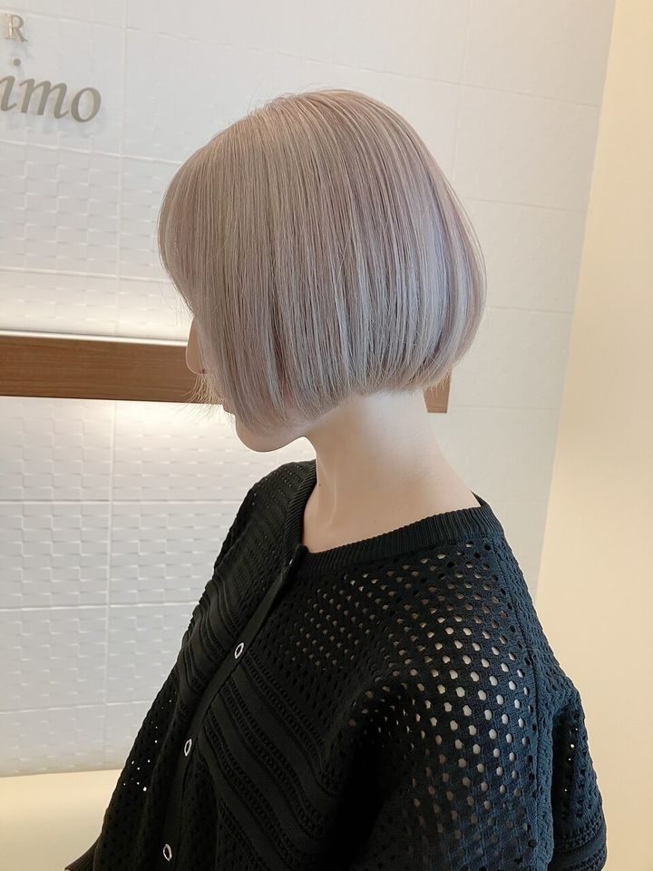 ホワイトベージュ