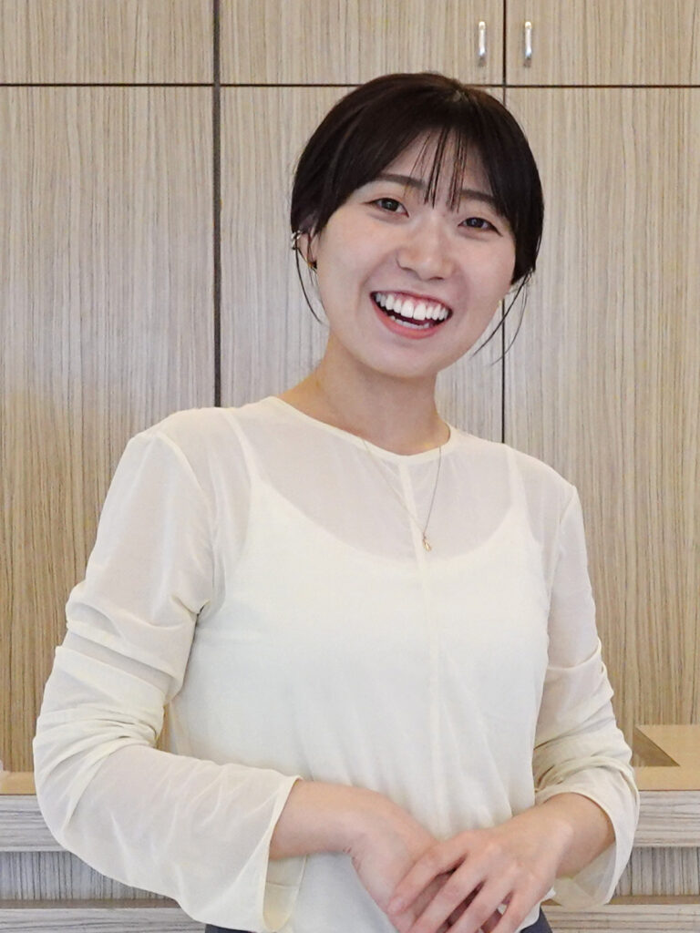 落合 彩香