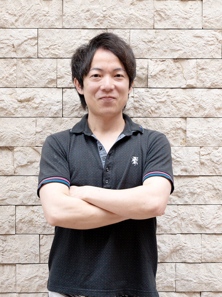 戸高 裕也